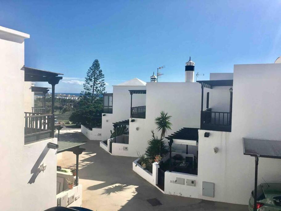 Duplex 3 Dormitorios Con Parking Privado Costa Teguise Eksteriør bilde
