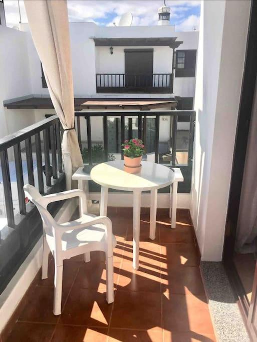 Duplex 3 Dormitorios Con Parking Privado Costa Teguise Eksteriør bilde